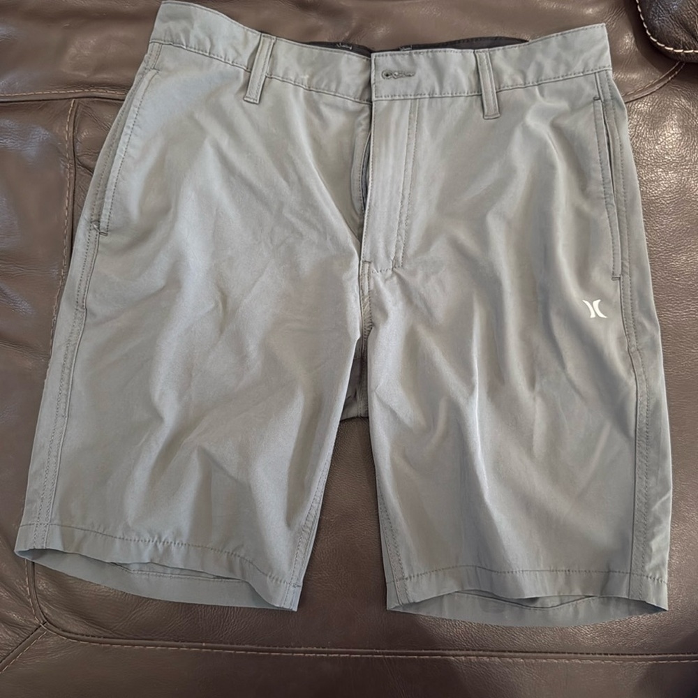 Hurley Gray shorts size 32